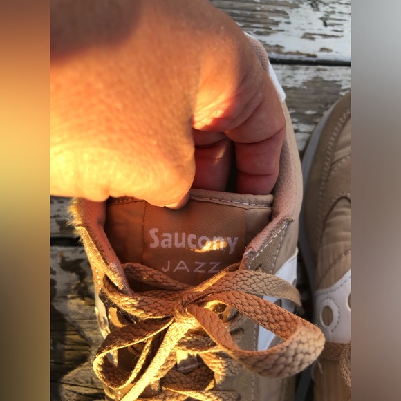 Women’s Saucony Jazz size 11 - Picture 3 of 8